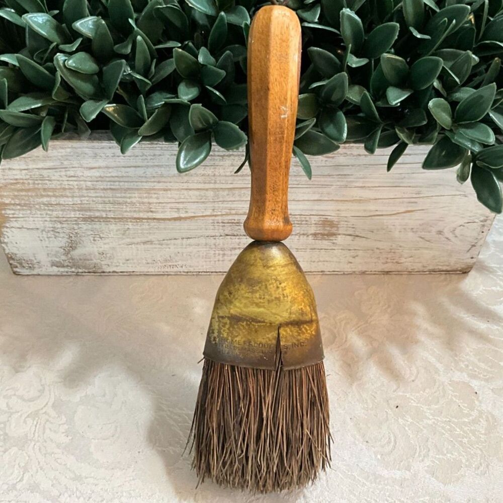 Absolute best Antique Stanley paint brush beautiful patina great piece